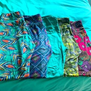 Set of 5 Lularoe leggings, One size (fits small/medium)